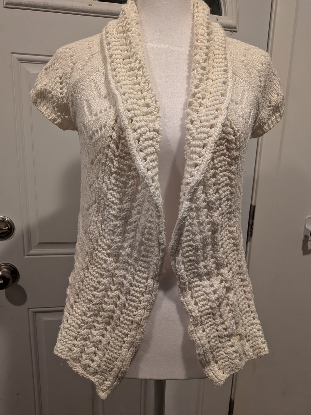 Banana Republic Cream Open-Front Cable Knit Short-Sleeve Cardigan